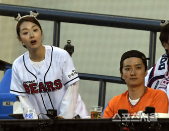 한화, 두산 상대 1이닝 5도루로 35년만에 KBO 타이기록 세워 7-2 대승 터뜨려
