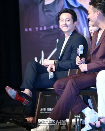 [SS이슈]스티븐연의 욱일기 사과문, 서경덕 일침으로 '논란 재점화'