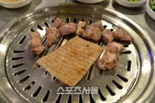 [핵ZONE맛집] 진정한 스킨푸드 호주머니는 가볍게 입맛은 풍성하게, 돼지껍데기 맛집