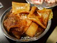[핵ZONE맛집] 진정한 스킨푸드 호주머니는 가볍게 입맛은 풍성하게, 돼지껍데기 맛집