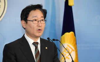 '친노대부' 이해찬, 민주당대표 출마. 박범계 김두관 등과 경쟁