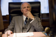 [할리웃톡]앨런 알다 "3년째 파킨슨병 투병 중" 고백