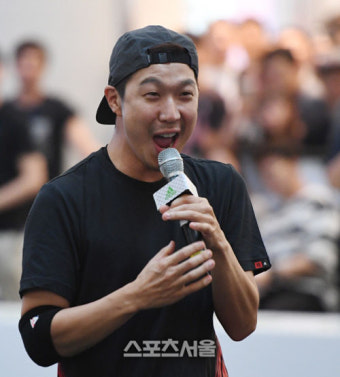 '손가락 욕설 논란' 하하 