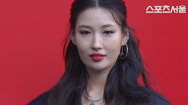 화장의 神 이사배, 오늘의 메이크업 포인트는? (2019 S/S 헤라서울패션위크) [SS쇼캠]