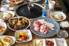 [스포츠서울 고객신뢰도대상:강정가마골] 제주 오겹살과 돼지갈비의 참맛 살린 서귀포 맛집