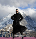 베네주엘라의 바바라 실바, 알프스에서 슈퍼탤런트 패션쇼를~[포토]