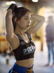 17세 여고생 박유진, 맥스FC16에서 최연소 챔피언에 올라 볼까요?
