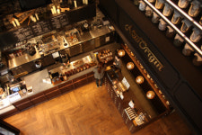 건강한 맛 전파 나선 제약명가 유한양행, 뉴오리진 동탄점 가보니...