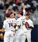 [포토] 키움, LG 상대로 5-0 완승