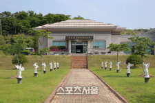 신안군, 평화의 섬 하의도의 천사상 미술관 오는 27일 개관