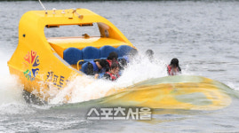 [포토]캠프통포레스트 오픈, 잠수하는 워터 범블비