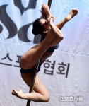 온몸이 용수철인 조인영, 폴스포츠 국가대표만이 지니는 유연성이죠[포토]