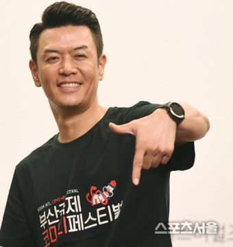 [포토] 김대희,  부산국제코미디페스티벌...파이팅!