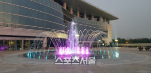 안산문화예술의전당, 음악분수 개장