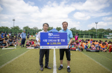 전북은행, 생명샘지역아동센터와 ‘사랑 DREAM 빵 전달식’ 실시