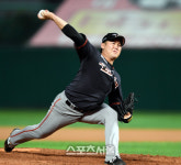 [포토] 김진영 칠테면 쳐 봐