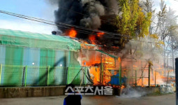 안산 반월공단 ‘자동차 부품업체’ 화재... 인명피해 없어