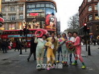 넌버벌 퍼포먼스팀 옹알스 대학로 공연 컴백