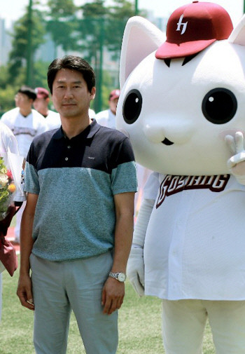 설종진 감독, 키움 히어로즈 선수들에게 전한 후반기 전략과 메시지