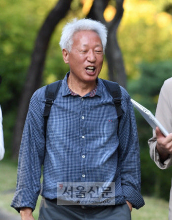 '위안부 망언' 류석춘 교수 강의복귀 소식에 연세대 재학생.동문들 