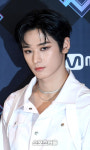 [포토]강렬한 눈빛의 더보이즈 주연