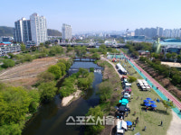 수달이 돌아왔다 자연-인간이 조화롭게 공존하는 생태하천 오산천 이야기