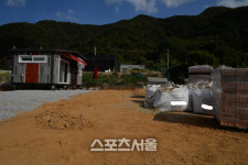 논산시, 대단위 주말농장에 무허가, 위반가설건축물축조 방치해 물의 빚어