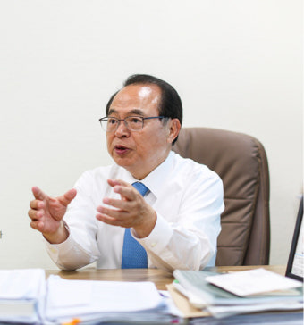 오거돈 부산시장 사퇴 발표…강제추행 의혹 인정