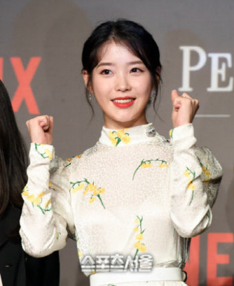 '아시아 기부 영웅' 아이유 어린이날 맞아 1억원 쾌척…5년간 총 8억 기부[공식]