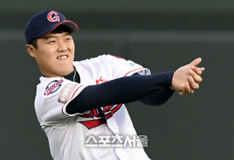 한동희 노시환 핫코너 열전, 최정 황재균 이을 대형 3루수는?