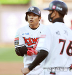 [포토] kt 조용호, 선제 적시타요~!