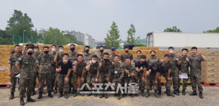 665포병대대마트 | 롯데제과, 호국보훈의 달 맞아 군부대에 과자 전달