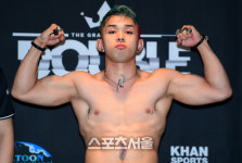 더블지FC 04 기원빈, 일리백의 부상으로 대체선수로 케빈 박과 격돌