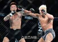 박상현을 TKO시킨 이경섭, 킥과 타격에 이어 그라운드까지...전천후 파이터로 거듭나