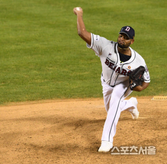 [포토] 두산 알칸타라, 역전이 필요해!