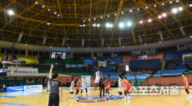 [포토] 2020 KBL 컵대회, 코로나 뚫고...군산에서 피우는 농구 열기!