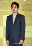[포토]젊은이의 양지 시사회, 포즈 취하는 최준영