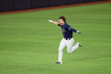 끝날 때까지 끝난 게 아니다는 요기 베라의 명언이 실감난 WS 4차전