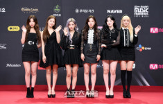 [포토](여자)아이들 인사드려요!