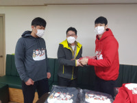 SK 김선형, 장애인거주시설에 후드 티셔츠 기부