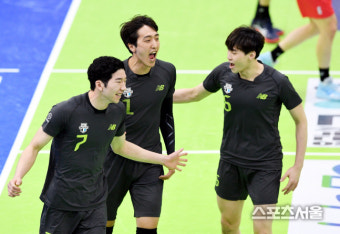 [포토] 현대캐피탈 차영석, 이렇게 짜릿할 수가!
