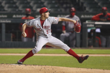 SD에 화끈한 반격, LAD 바우어 영입으로 사이영상 삼인방 구축