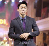 ‘2019 Man of the World’ 우승 강운, 올해는 연기자로서 팬들에게 각인시키고 싶다