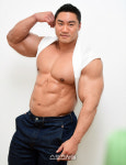 짐승남이 된 이승철, '한국을 대표하는 헬스남성잡지 맥스큐의 커버모델이거든요'[포토]