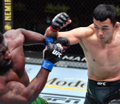 전천후 파이터로 진화하는 UFC 정다운, “레슬링으로 승리해서 기쁘다”