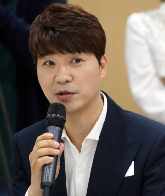 박수홍, 친형 부부 상대로 116억 원 고소 제기…부동산 가압류도[종합]