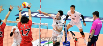 강타 터트리는 김동민[포토]