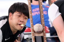 [도쿄패럴림픽]장거리 전략에 밀린 보치아, 페어에서 금맥 뚫는다