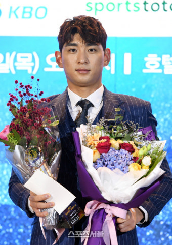 세계최초 부자 타격왕 이정후 