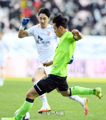 [포토]전북 송민규, 쐐기골 들어간다!